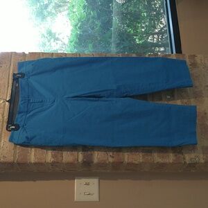 Chico's crop pants 2.5 size